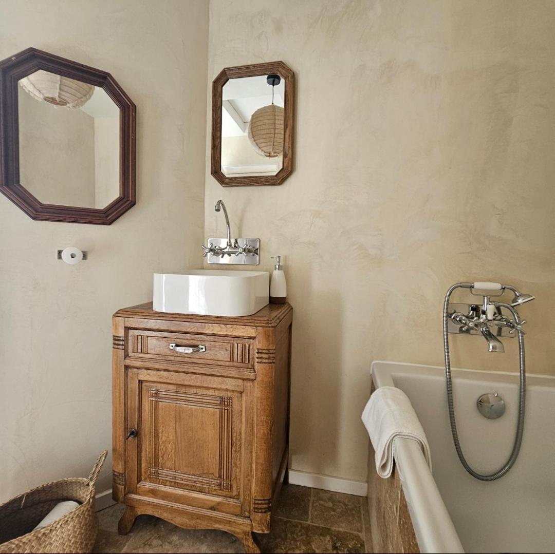 Domaine Des Pousses, Chambres D'Hotes Au Coeur D'Un Village De Campagne Droue-sur-Drouette Pokoj fotografie